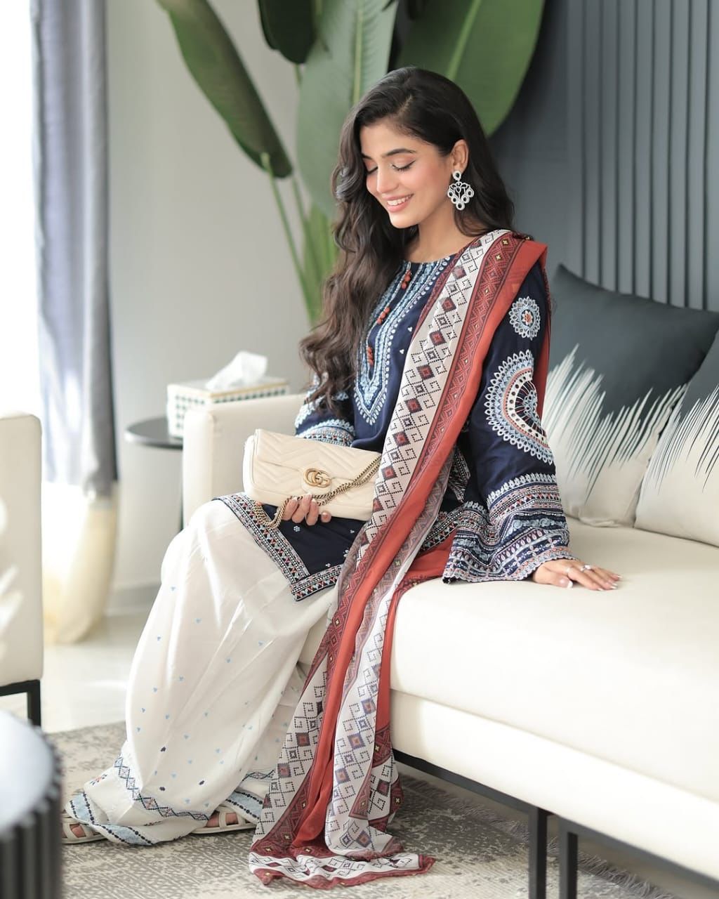 Jazmin Winter Collection 2025 – 3PC Premium Air-Jet Dhanak Embroidered Suit with Digital Printed Pashmina Wool Shawl