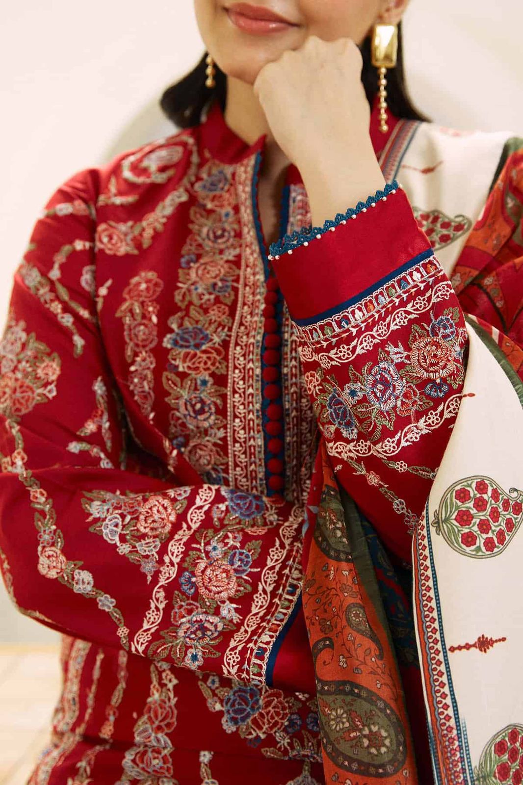 Coco by Zara Shahjahan Winter Collection 2025/26 – 3PC Luxury Dhanak Embroidered Suit Worn by Dur-e-Fishan Saleem